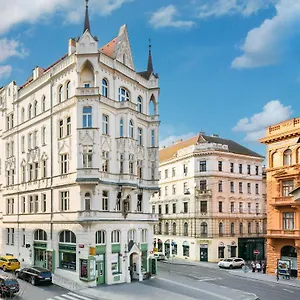 4* Ξενοδοχείο με διαμερίσματα Mooo Downtown